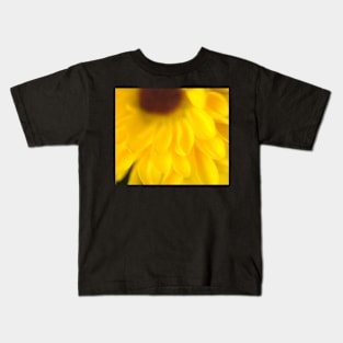 Yellow Daisy Kids T-Shirt